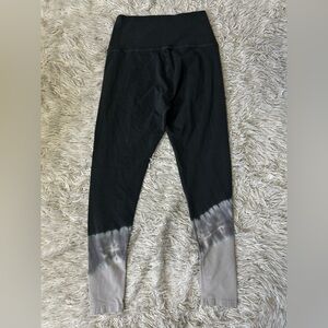 ◾️3/$25 Aerie OG Legging Hi Rise Grey Tie Dye Bottom
